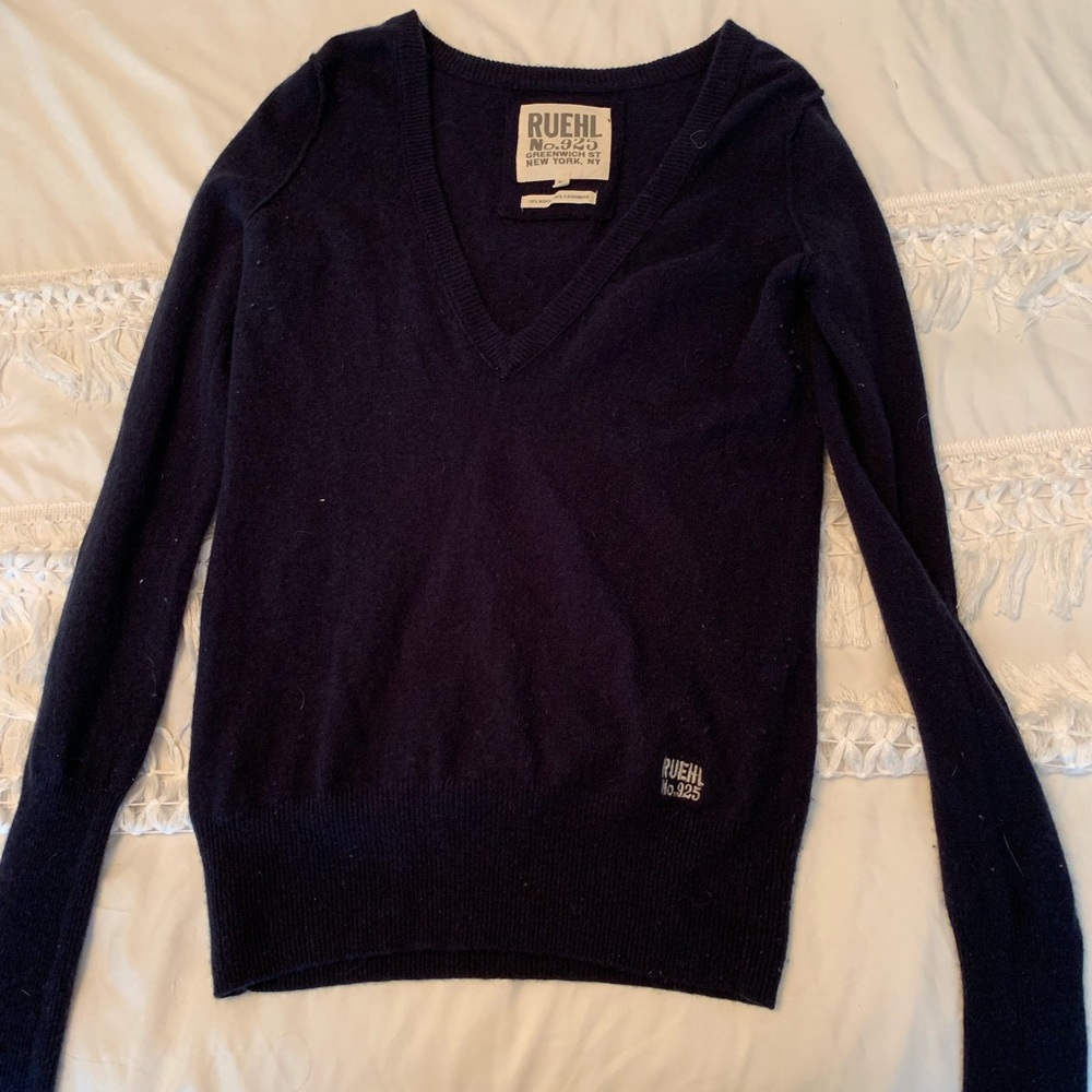 Ruehl 25 sweater